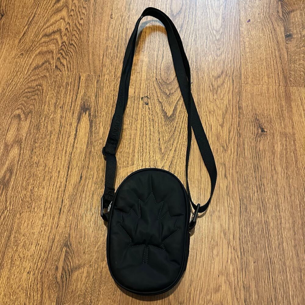 Lululemon Athletica black CANADA cross Brody bag purse accessories quilted